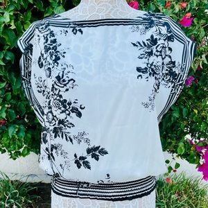 CHACHA VENTE Black & White Floral/Stripe Elastic Waist Blouse